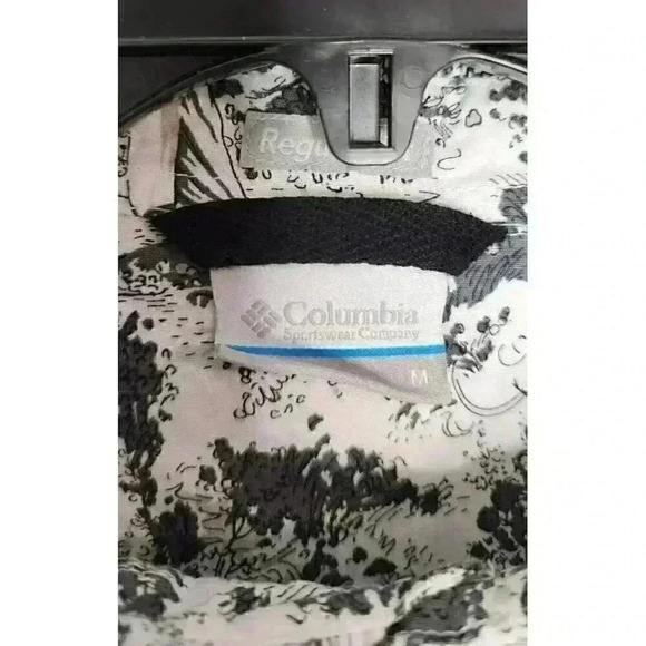 Size Medium Columbia Regular Fit Lighthouse Sailboat Print Button Up Shirt - Picture 3 of 5